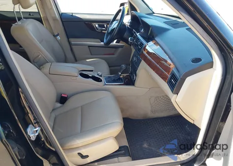 2010 Mercedes-Benz Glk 350 4Matic z USA, uszkodzony, nr VIN WDCGG8HB3AF375341